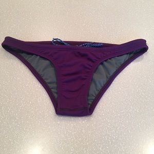 Jolyn “Europe” cut bikini bottom size MED.